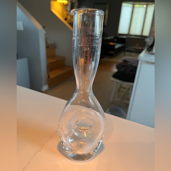 NWT Denizli decanter. Beautiful shape. - Picture 5 of 8